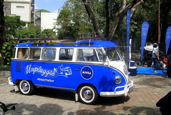 At University Esa Unggul, Jakarta - Di kampus Universitas Esa Unggul, Jakarta...