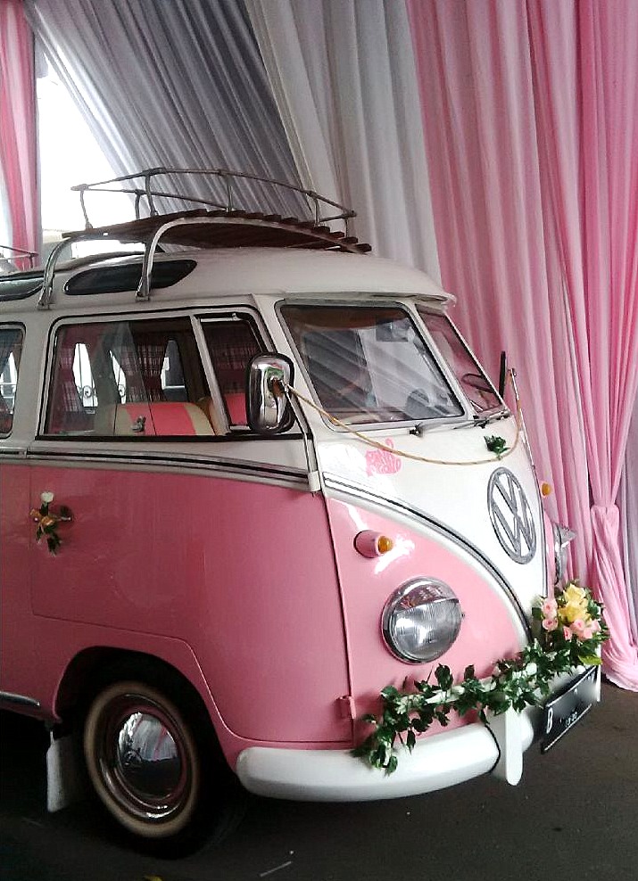 Wedding car 2